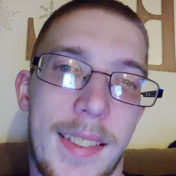 Meet your Posher, Josh - Picture 1 of 1